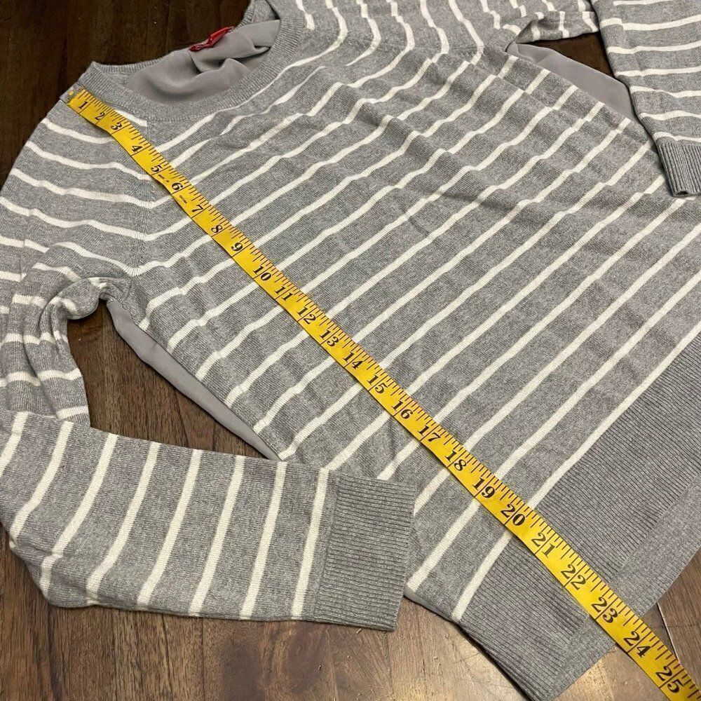 Elle Solid Back Stripes Front Lightweight Sweater - Picture 7 of 10